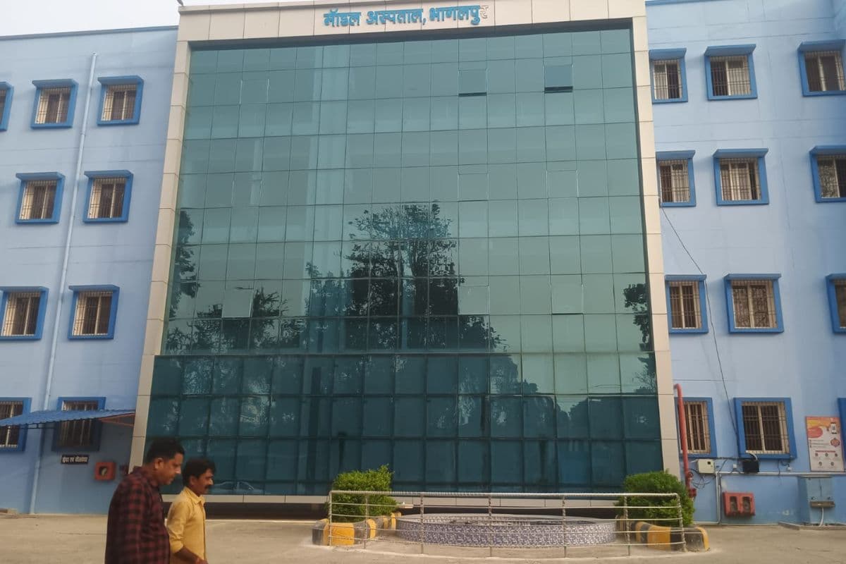 भागलपुर सदर अस्पताल नशामुक्ति केंद्र में बढ़े मरीज: शराब के साथ स्मैक के चंगुल में फंस रहे लोग