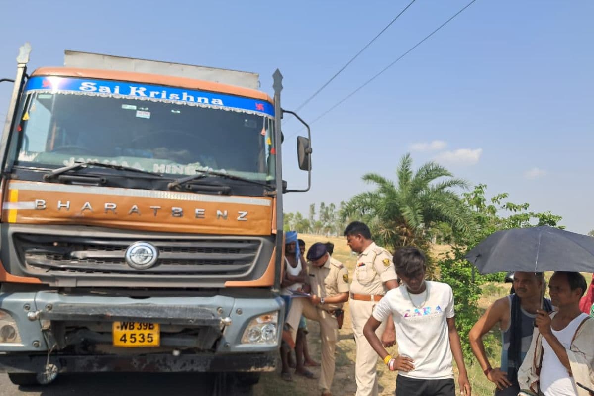नई बाइक पर काली पूजा का निमंत्रण देने निकले साला-बहनोई की मौत, घर में पसरा मातम