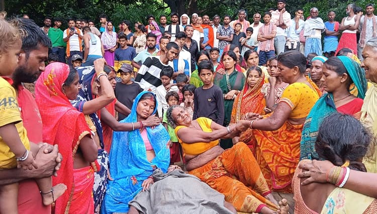 मुंगेर में पेड़ के नीचे खड़ा होना पड़ा भारी, ठनका गिरने से पशुपालक की मौत