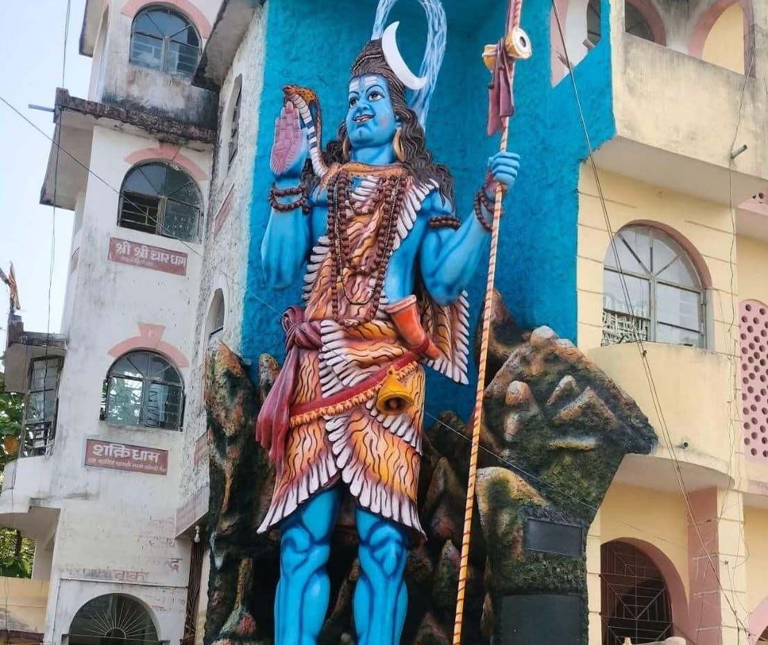 सोमवारी पर शिवालयों में उमड़ी आस्था, जलाभिषेक और पूजा-अर्चना के लिए जुटे श्रद्धालु