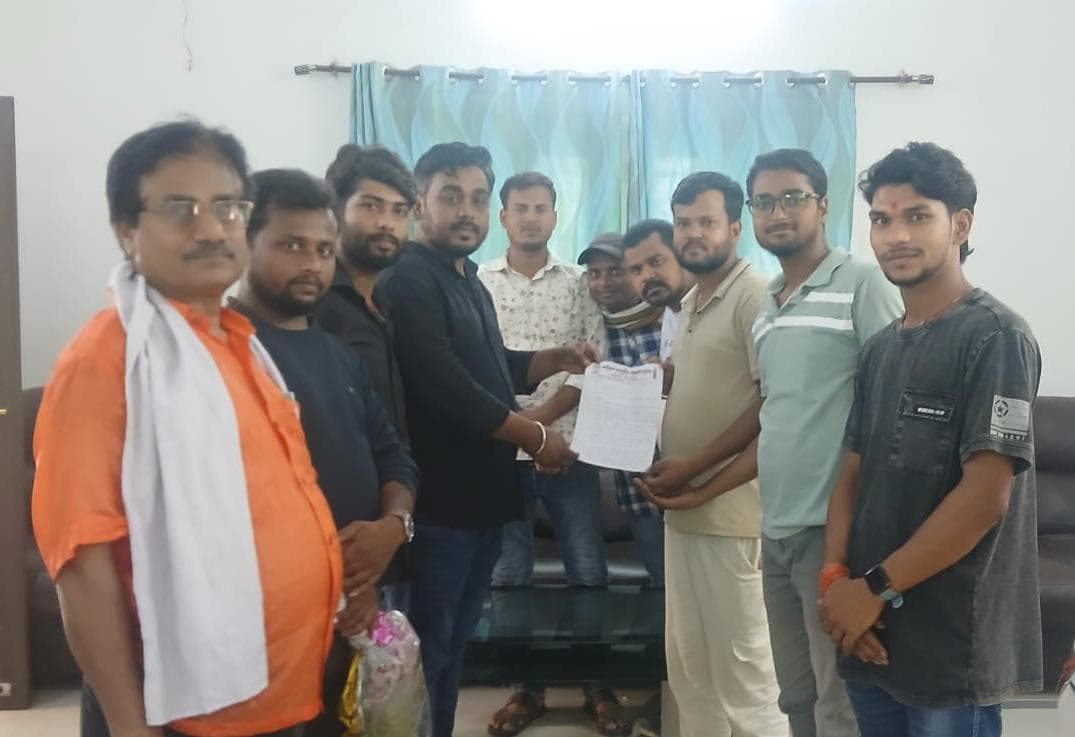मानसी में पुस्तकालय, पार्क और खेल मैदान निर्माण की मांग, अभाविप ने सौंपा ज्ञापन
