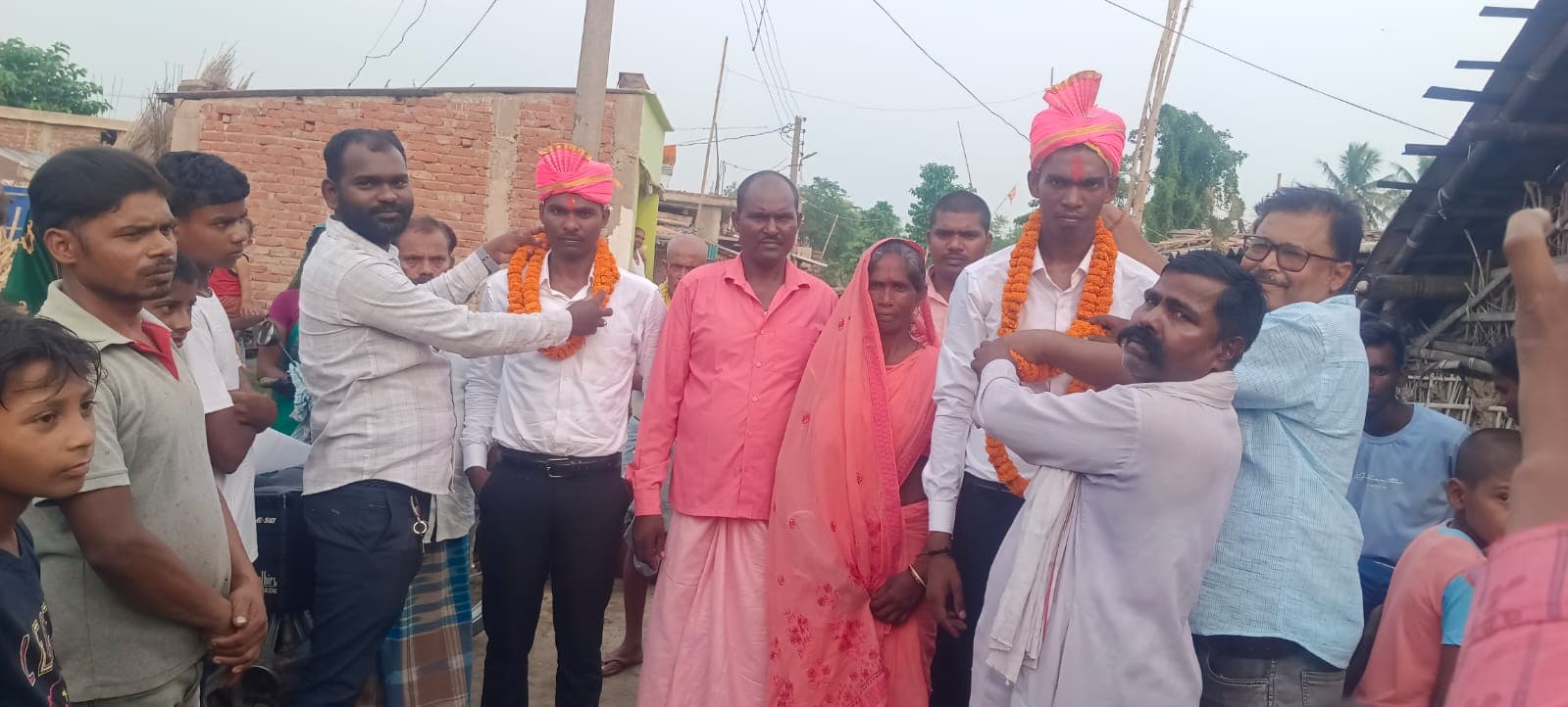 औराही पंचायत के दो सगे भाई एक साथ अग्निवीर में चयनित, गांव में खुशी की लहर