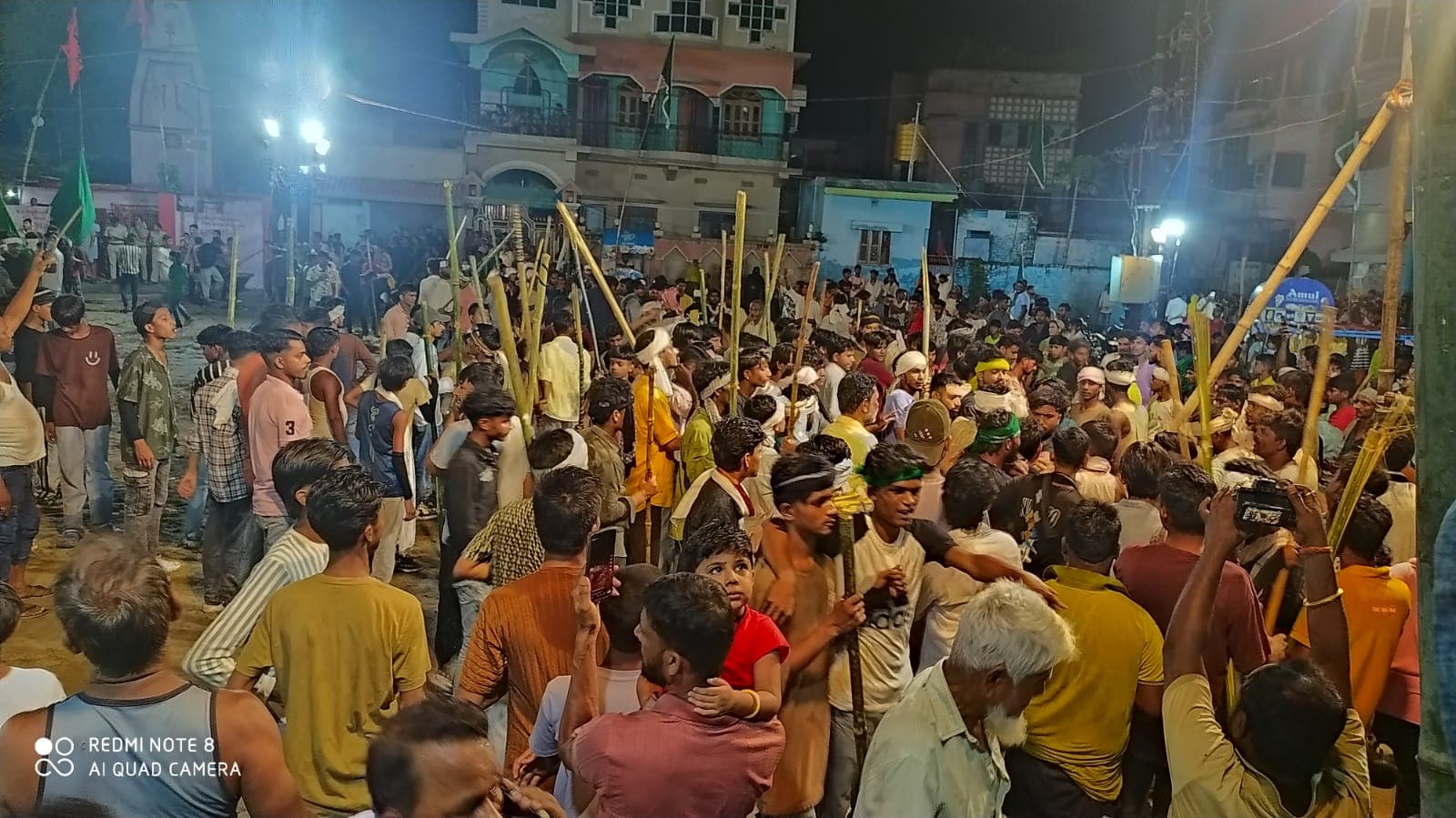 फारबिसगंज में शांति और भाईचारे के माहौल में निकला मोहर्रम का सप्तमी जुलूस