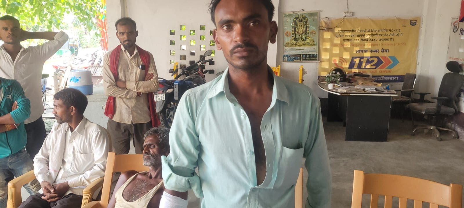 Lakhisarai News : आपसी विवाद में मारपीट, आठ माह की गर्भवती समेत पांच घायल; थाने में शिकायत दर्ज