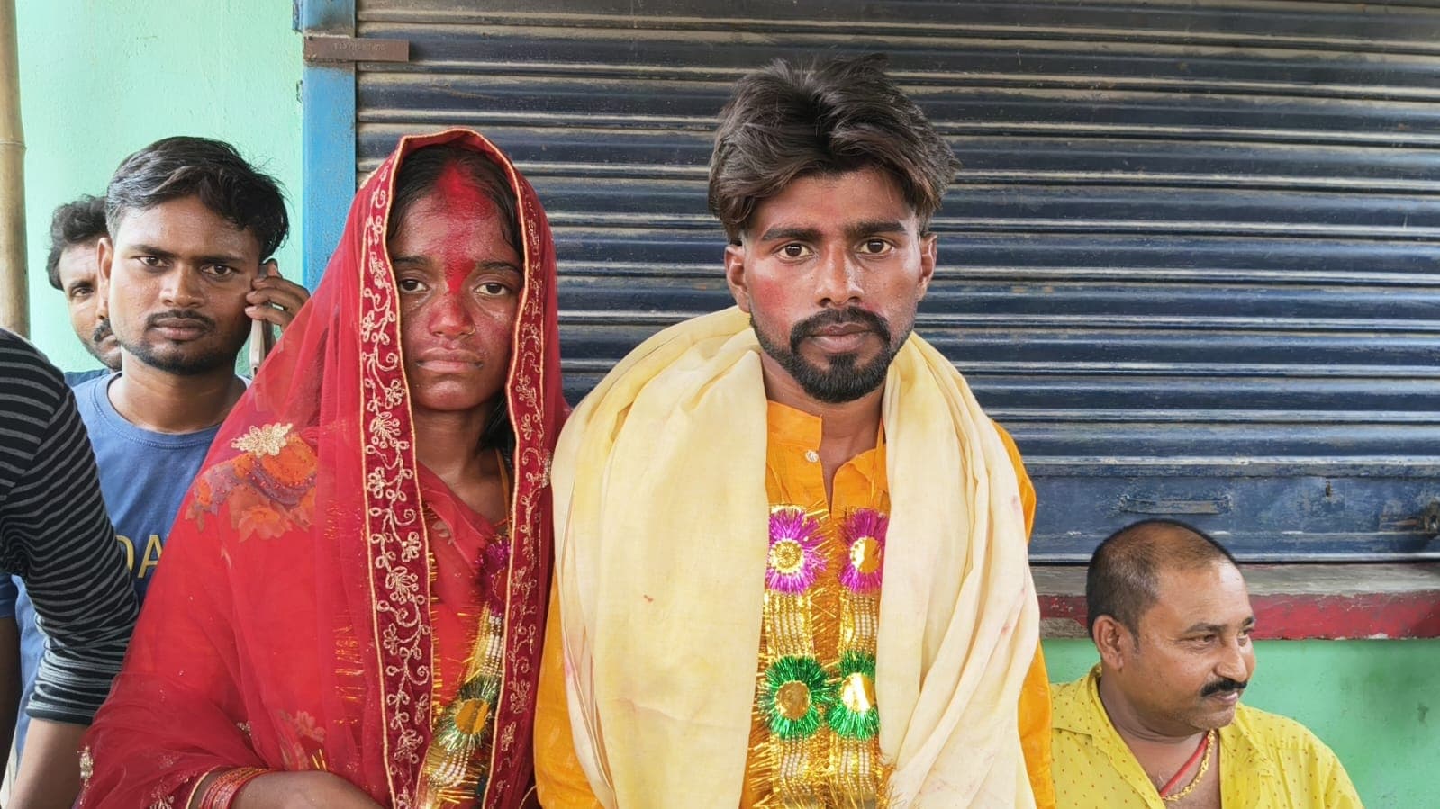 पति को छोड़ प्रेमी के घर पहुंची विवाहिता, सामाजिक पहल से हिंदू रीति-रिवाज से कराई गई शादी