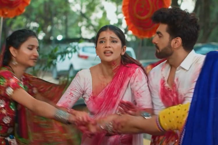 YRKKH: रोड साइड रोमियो बना अरमान, लोगों के तानों से अभीरा भी हुई परेशान