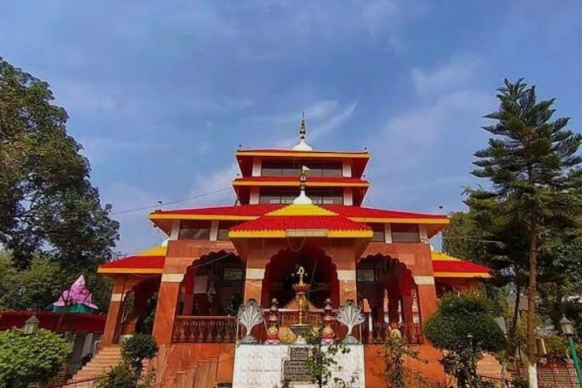 सहरसा के मत्स्यगंधा के रक्तकाली चौसठ योगिनी मंदिर में उमड़ी श्रद्धा, मां के दरबार में भक्तों ने टेका माथा