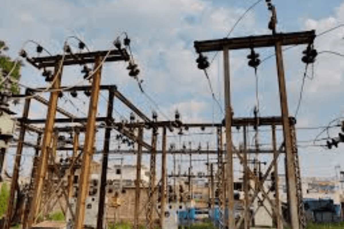 आरा के कई इलाकों में शनिवार को दो घंटे बिजली रहेगी बाधित, जानिए कौन-कौन से प्रमुख क्षेत्र रहेंगे प्रभावित