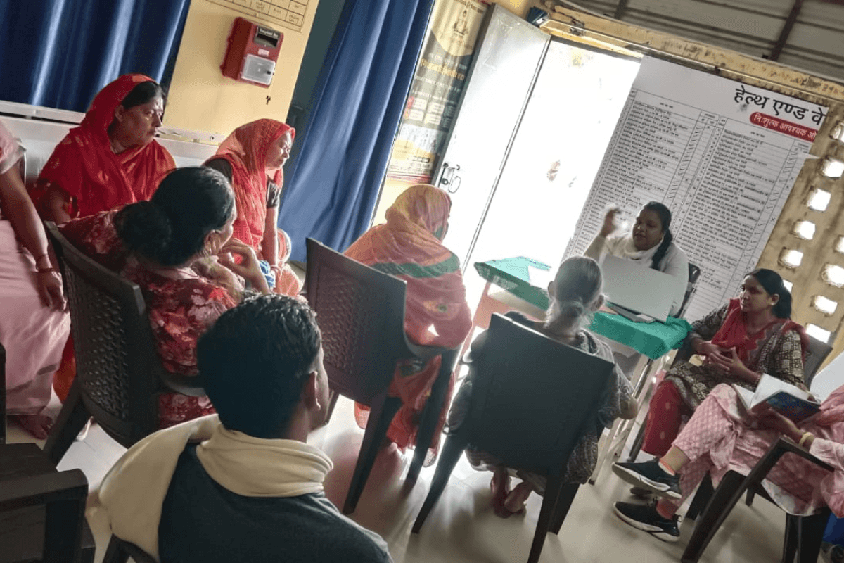 कोईलवर के गिद्धा आयुष्मान आरोग्य मंदिर में फाइलेरिया उन्मूलन को लेकर रिफ्रेशर ट्रेनिंग, दवा को बताया सुरक्षा कवच
