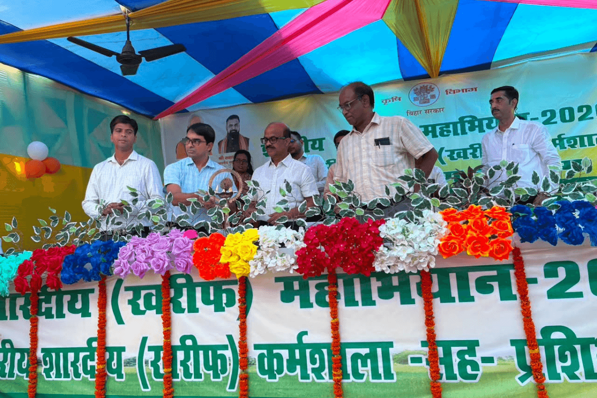अरवल के मधुश्रवा मेले में पहली बार साकार हुआ 12 ज्योतिर्लिंगों का दिव्य दर्शन, उमड़ी श्रद्धालुओं की भारी भीड़