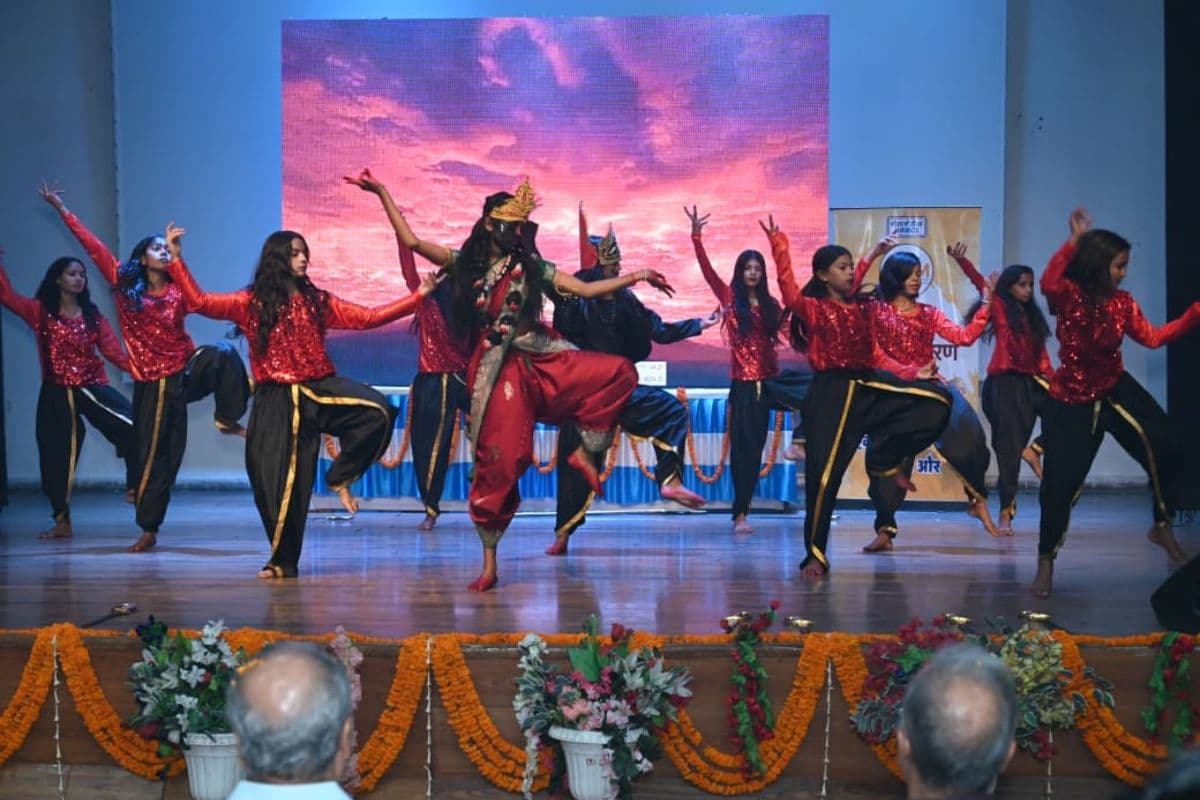 बीआरबीसीएल में बालिका सशक्तीकरण अभियान का भव्य शंखनाद, बच्चियों की दमदार सांस्कृतिक प्रस्तुति ने मोहा मन