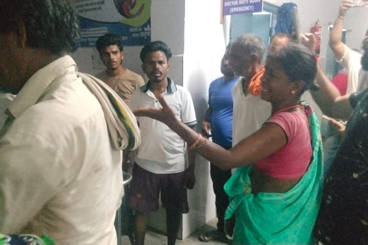 औरंगाबाद में भीषण सड़क हादसा: काम कर लौट रहे दो लोगों की मौत, 9 घायल