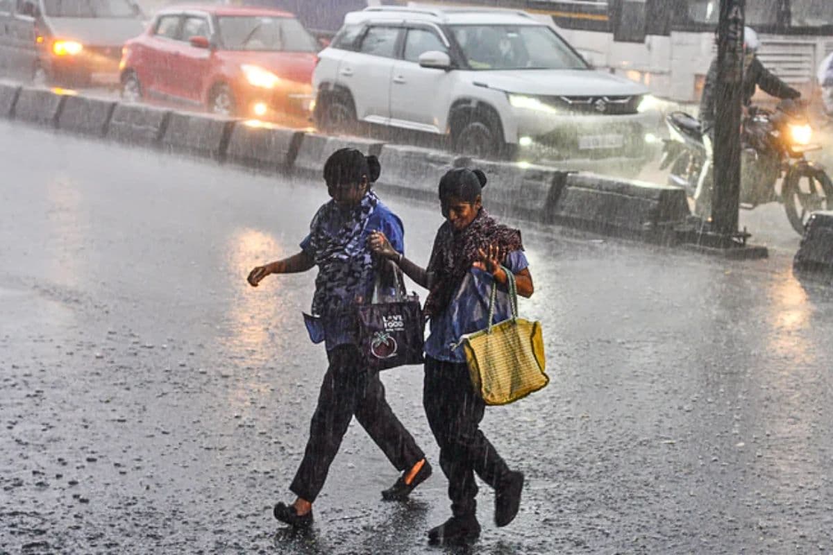 बिहार में अगले 48 घंटे मानसून दिखाएगा दम, IMD ने जारी किया भारी बारिश-आंधी का अलर्ट, जानें आपके जिले का हाल