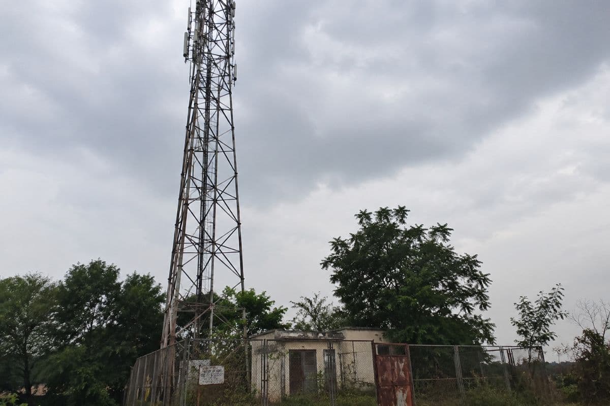 बक्सर: रीस्टार्ट करने पहुंची टीम तो टावर मिला खाली, जनरेटर समेत कई उपकरण गायब, जांच में जुटी पुलिस