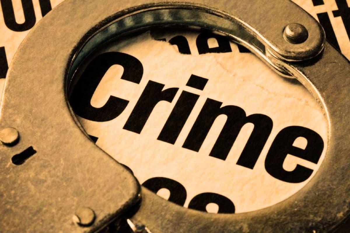 बक्सर में क्रूरता की हदें पार: प्रेमिका से मिलने पहुंचे युवक को निर्वस्त्र कर पीटा, वीडियो वायरल होने पर पुलिस ने एक को दबोचा