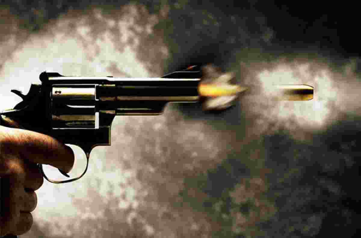 Encounter In Muzaffarpur: पुलिस-बदमाश के बीच मुठभेड़, प्रॉपर्टी डीलर हत्याकांड के आरोपी का एनकाउंटर