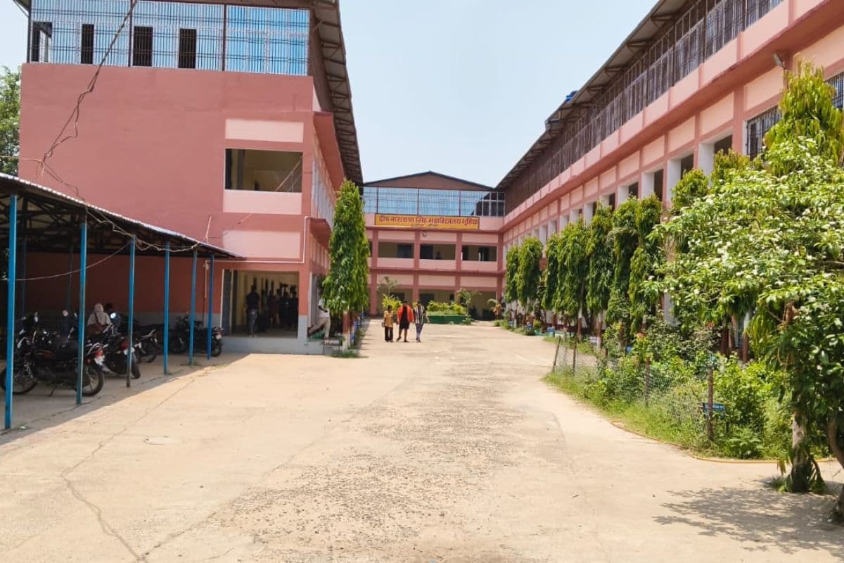 नकल करते पकड़ा गया सीएम कॉलेज बौंसी का छात्र, परीक्षा केंद्र से निष्कासित