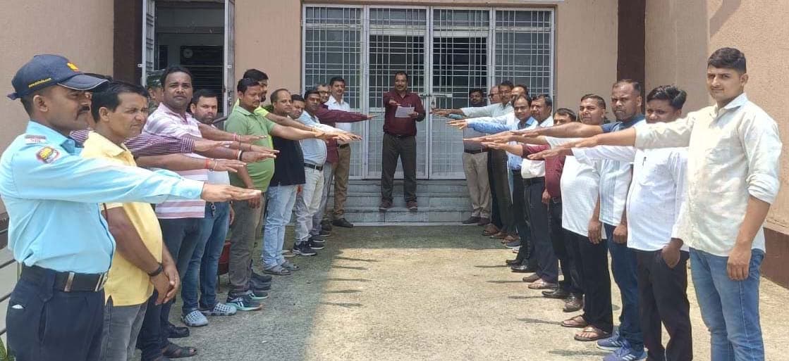 पूर्णिया विश्वविद्यालय में विश्व तंबाकू निषेध दिवस को लेकर नशामुक्त जीवन का लिया गया संकल्प