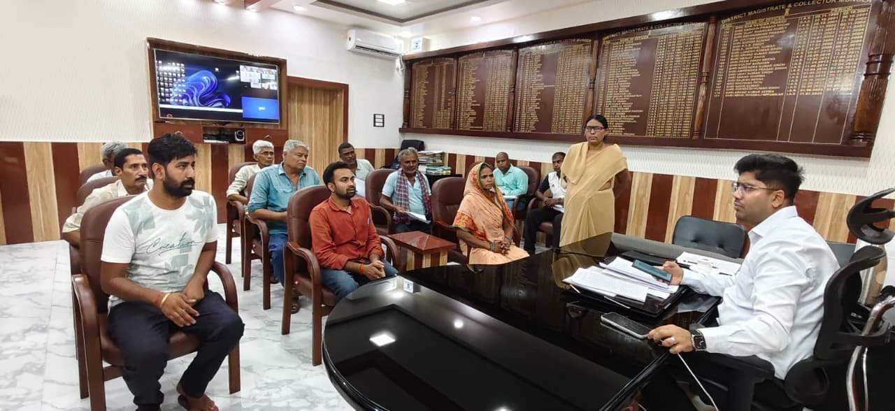 जन सुनवाई कार्यक्रम के तहत डीएम ने किया 22 मामलों की सुनवाई