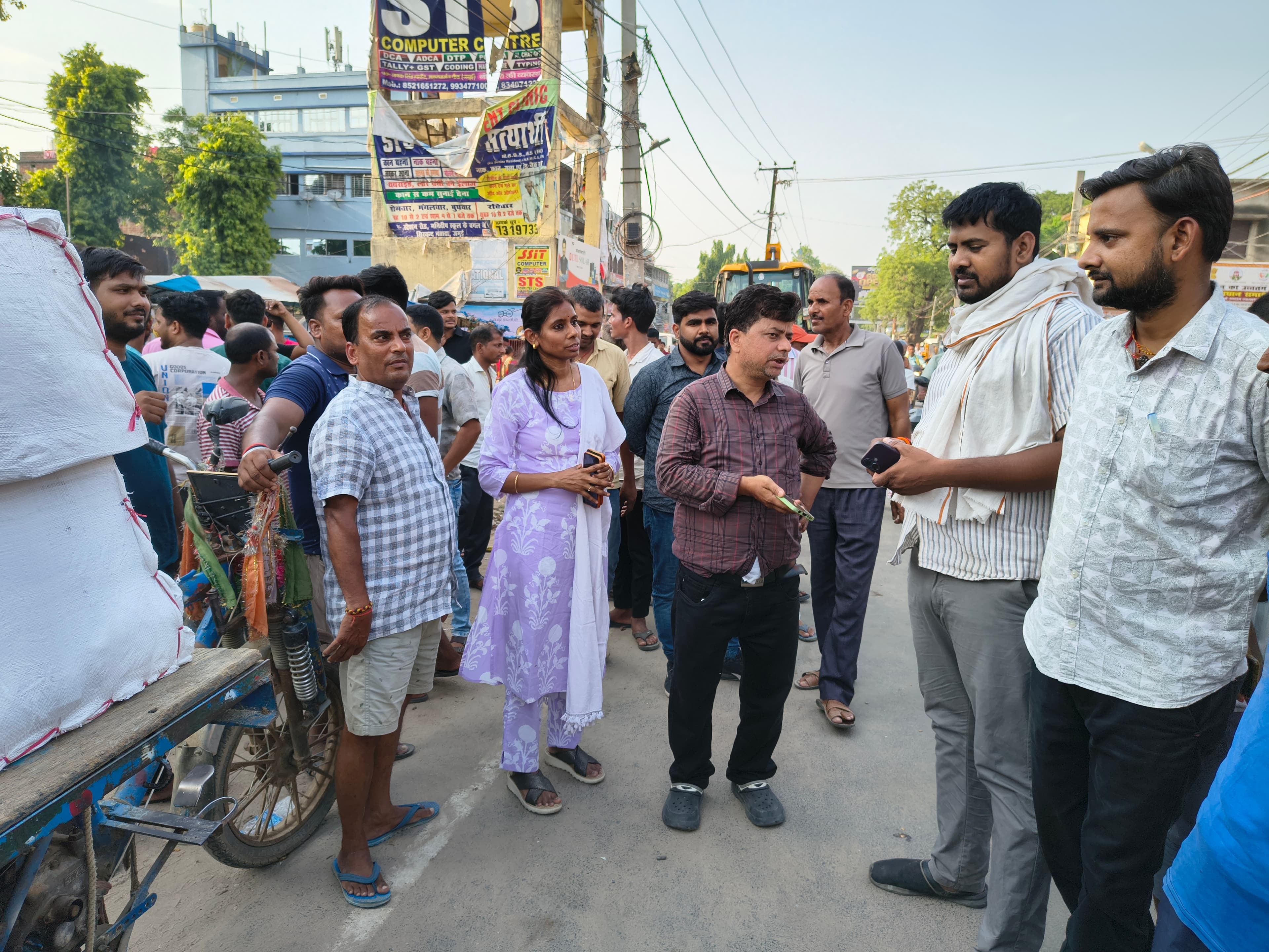 जमुई को अतिक्रमण मुक्त बनाने को लेकर कचहरी चौक से महाराजगंज तक चला अभियान