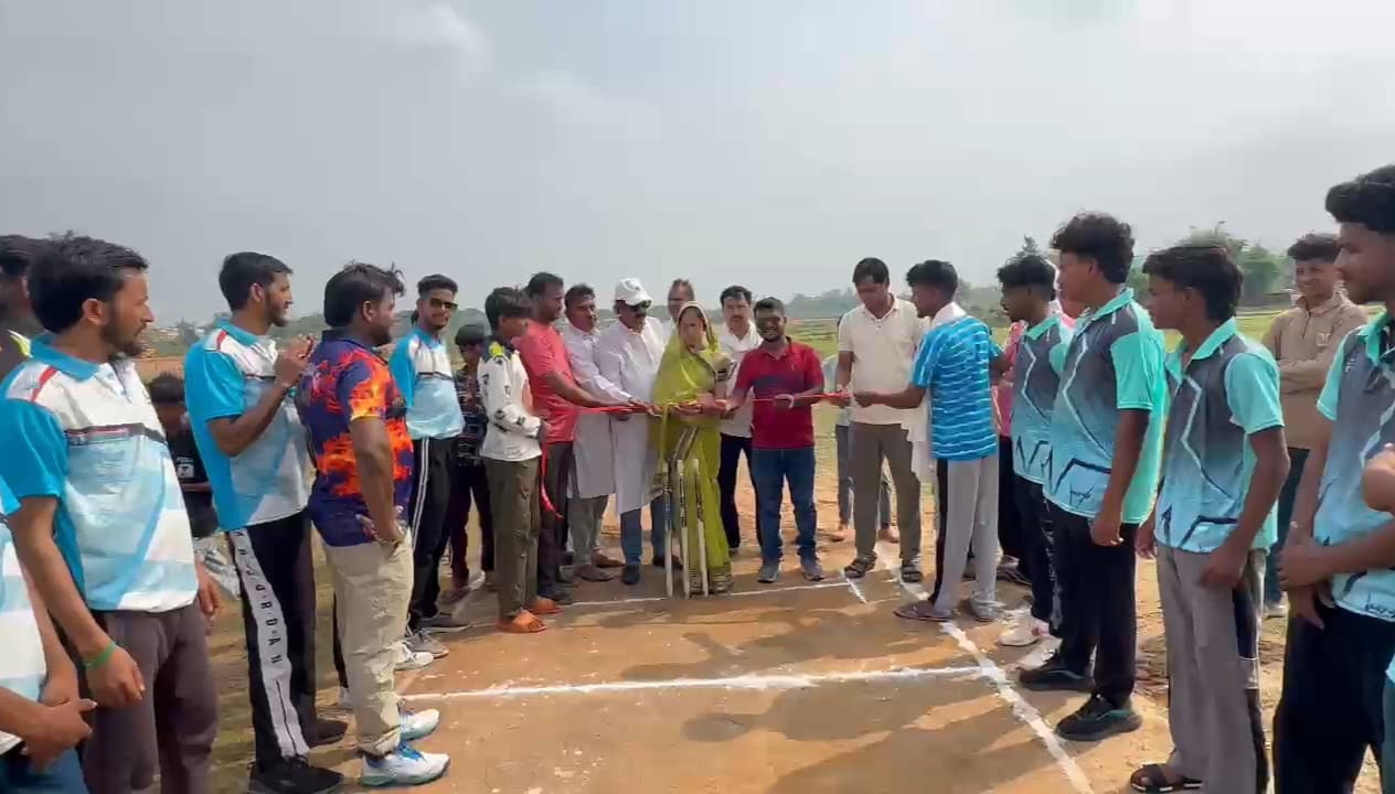 अचीवर्स टाइटंस और रेड राइडर्स ने अपने मैच जीते