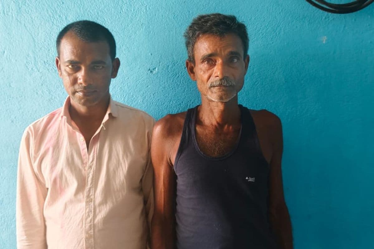 घर में छिपे बैठे थे दो फरार वारंटी, पुलिस ने गुप्त सूचना पर दबिश देकर किया गिरफ्तार