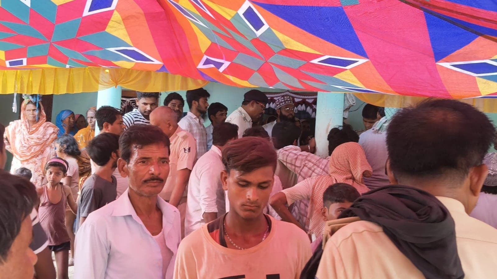 आंध्र प्रदेश से मजदूरी कर लौटे दो दर्जन से अधिक मजदूरों में से अबतक तीन की मौत, अन्य की हालत नाजुक