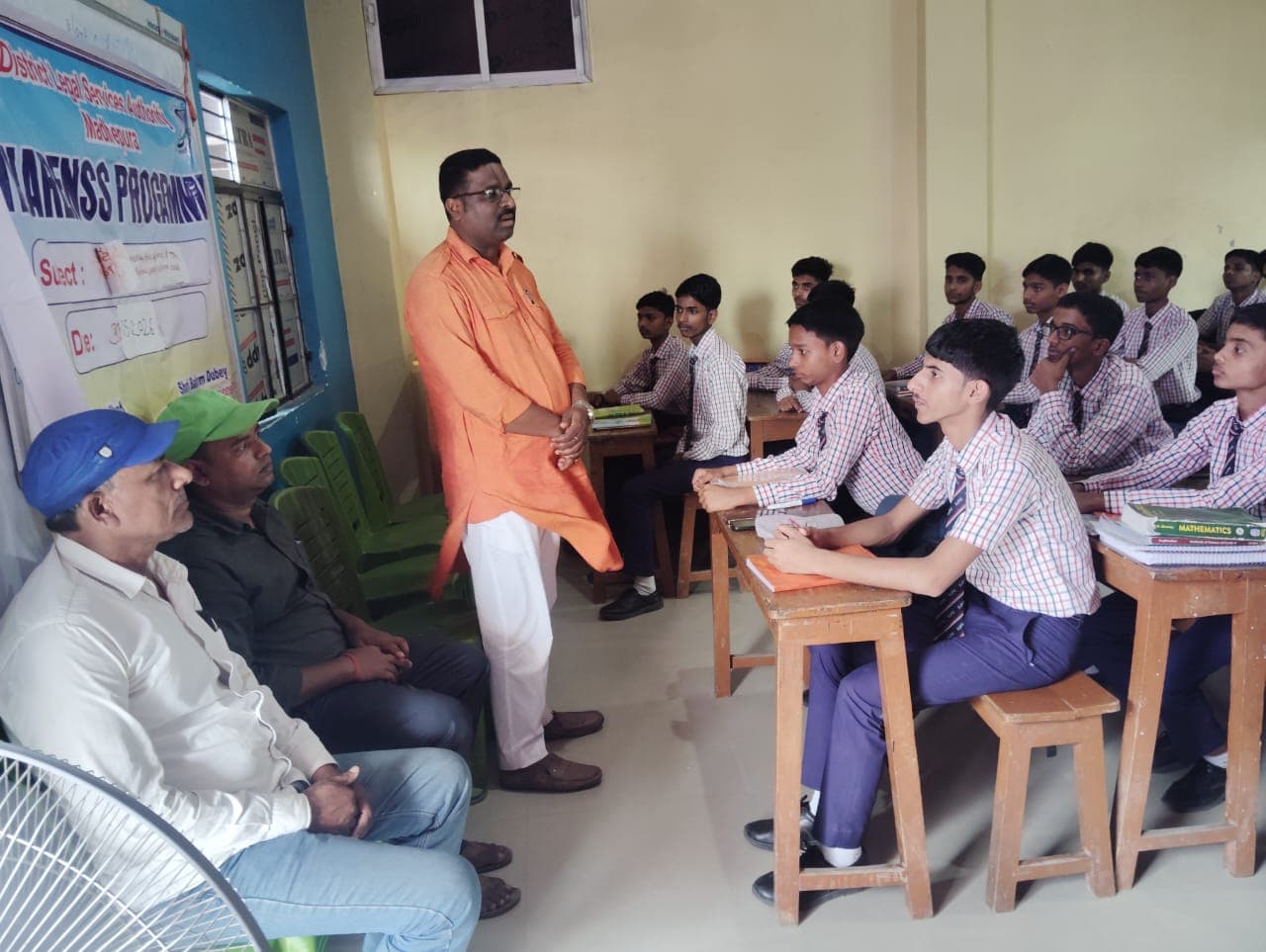 बाल श्रम व बाल विवाह बच्चों के सामने बड़ी चुनौती