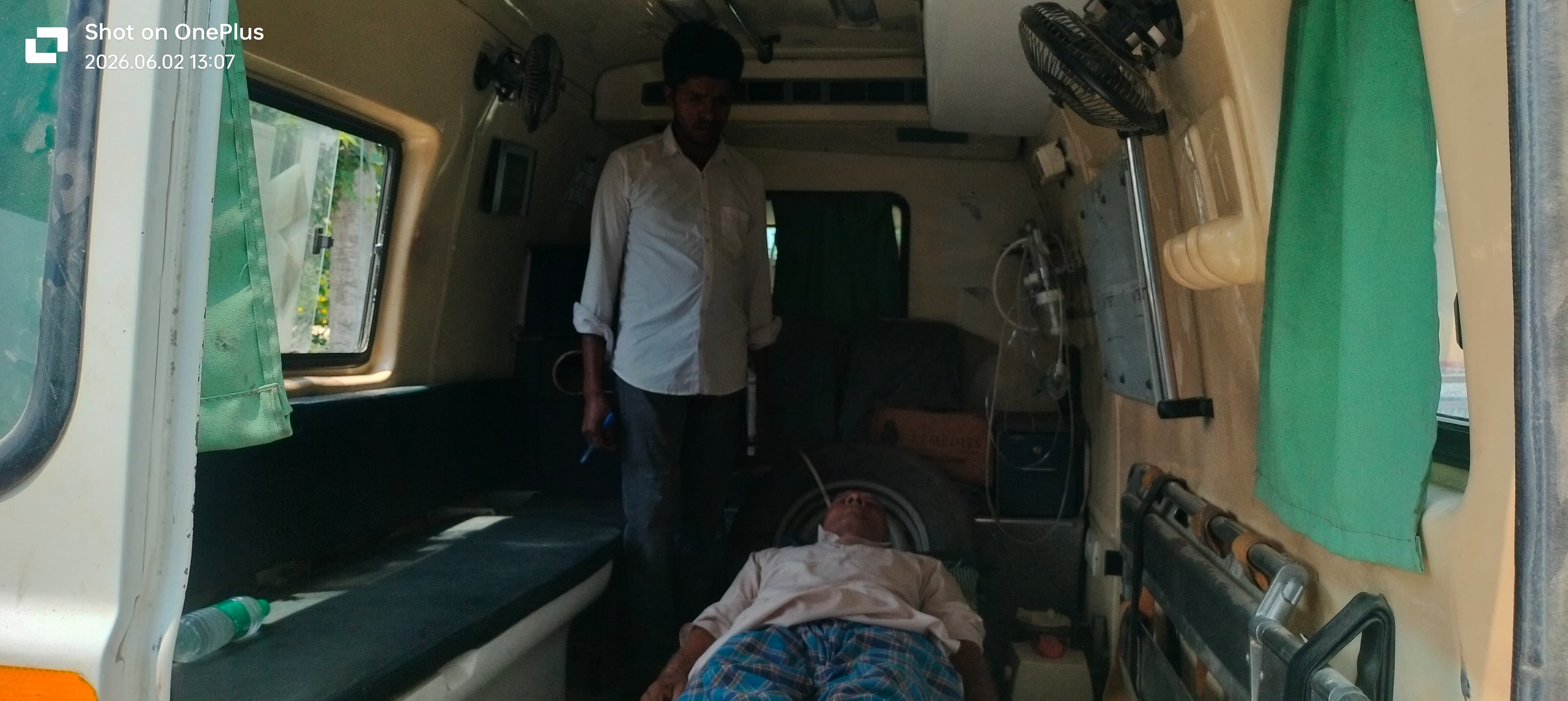 जमीन विवाद में दंपती पर जानलेवा हमला, नगद व गहने लूटने का आरोप