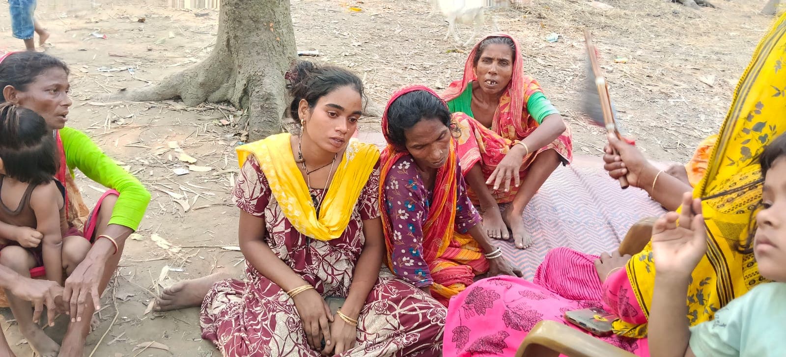 दहेज की भेंट चढ़ी विवाहिता, भाई ने पति समेत आठ पर लगाया हत्या का आरोप