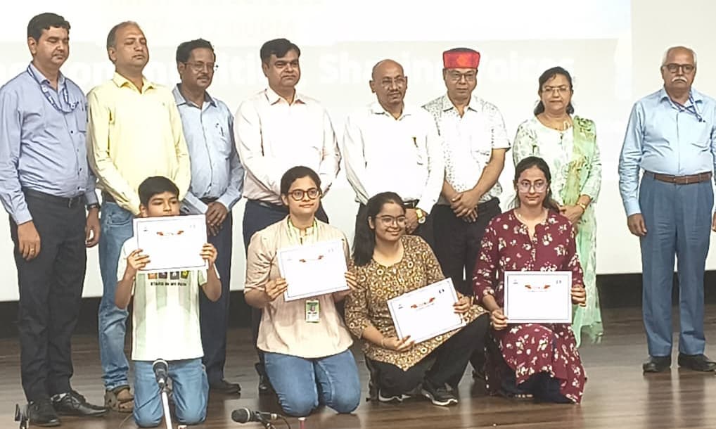 प्रतियोगिता आयोजित कर नयी पीढ़ी को आकाशवाणी से जोड़ने का प्रयास