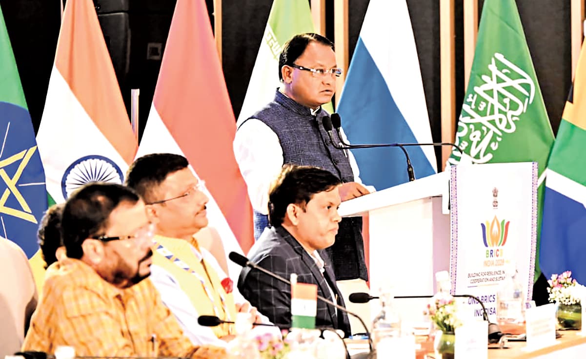 Bhubaneswar News: आपदा जोखिम न्यूनीकरण के लिए अंतरराष्ट्रीय सहयोग मजबूत करने की जरूरत: मोहन माझी