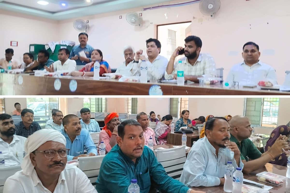 बाराहाट में पंस की बैठक में छाया रहा राशन कार्ड के नाम पर अवैध वसूली का मुद्दा