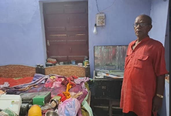 बंद पड़े घर से लाखों रुपये मूल्य के जेवरात सहित नकदी की चोरी