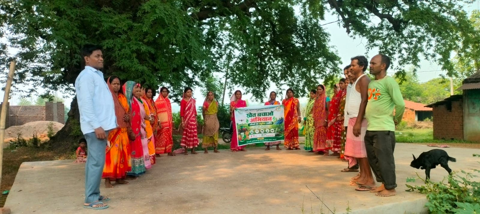 किसानों को आधुनिक व परंपरागत खेती की दी जानकारी