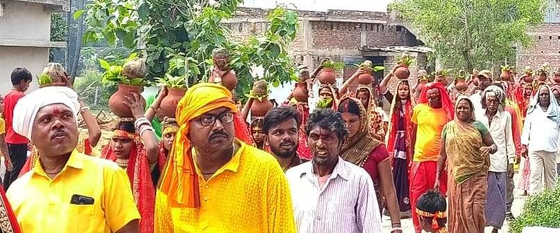 क्षेत्र की सुख-समृद्धि के लिए हनुमान मंदिर में अखंड रामधुन शुरु