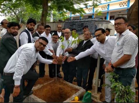 Giridih News :सुरक्षित पर्यावरण ही मनुष्य के भविष्य की सुरक्षा की गारंटी
