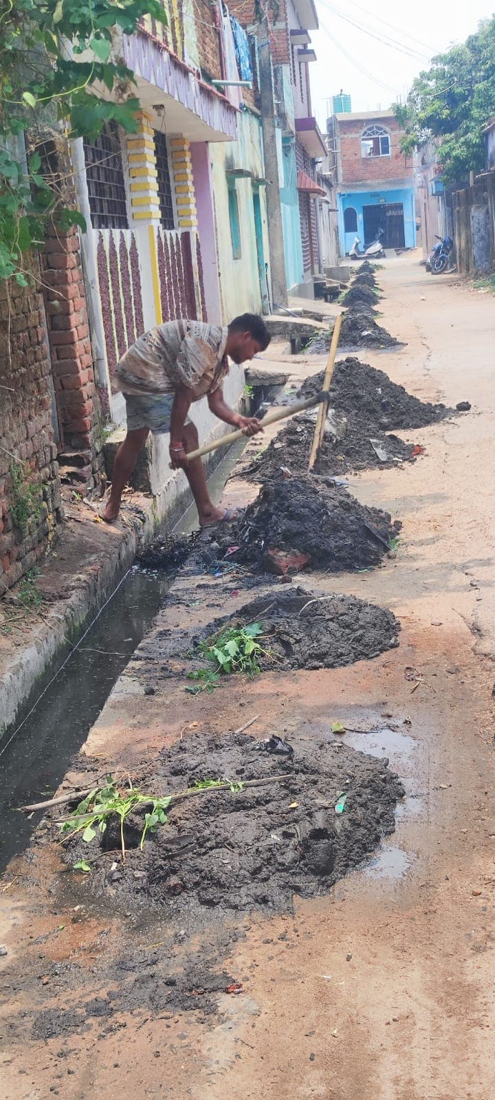 Giridih News :नगम निगम ने शुरू की मॉनसून पूर्व तैयारी