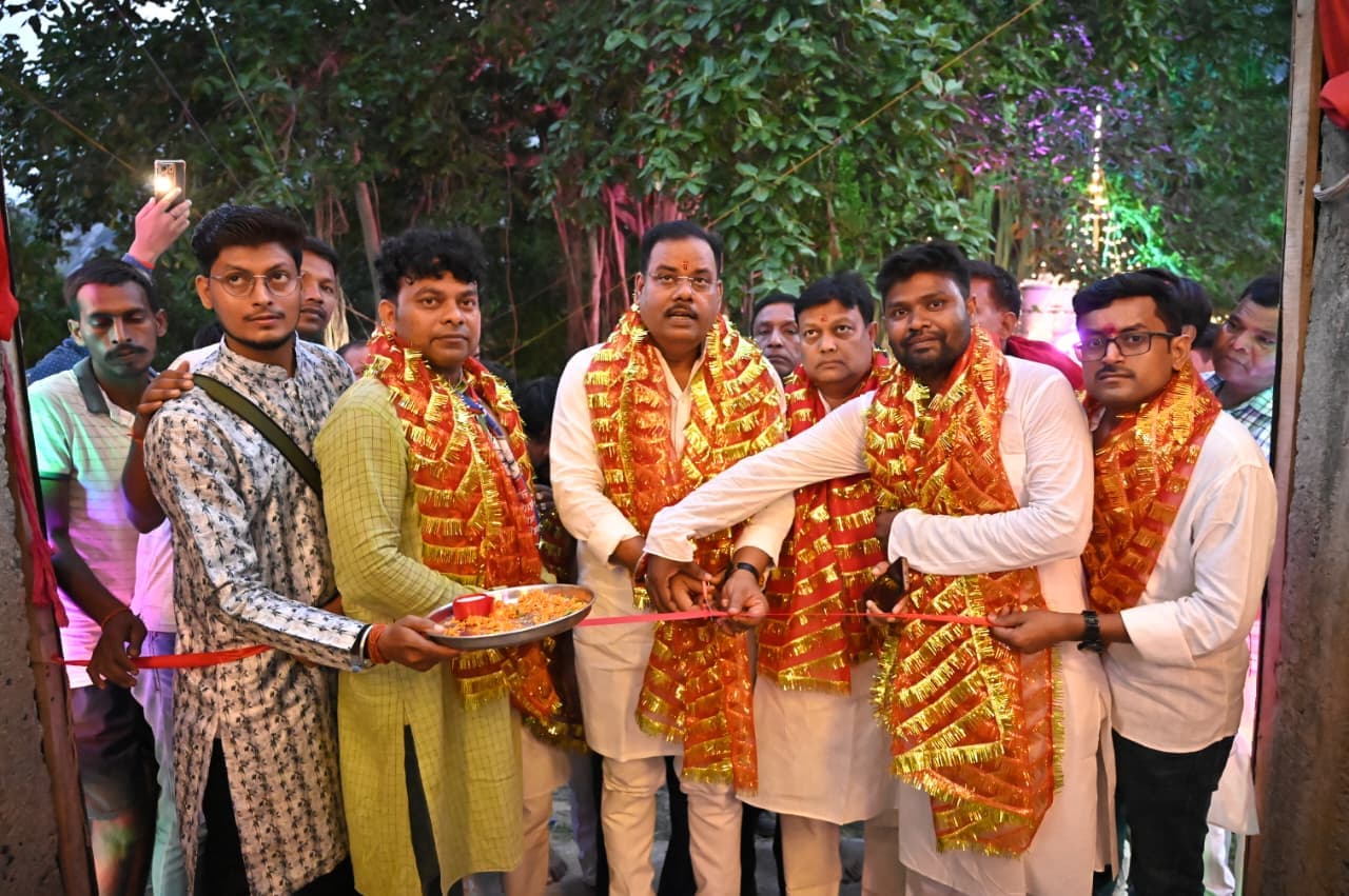 मां कोलकाली दरबार से निकली मंगल कलश शोभायात्रा