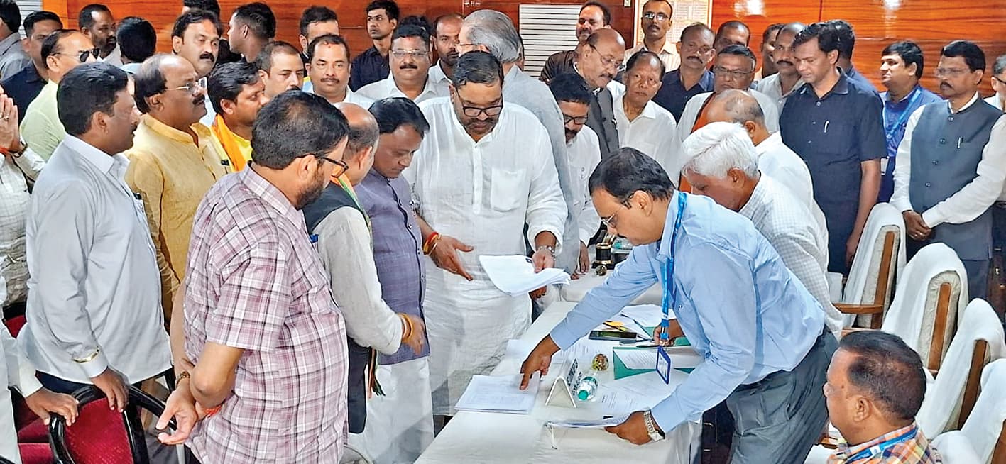 Bhubaneswar News: राज्यसभा उपचुनाव के लिए भाजपा उम्मीदवार देबाशीष सामंतराय ने दाखिल किया नामांकन