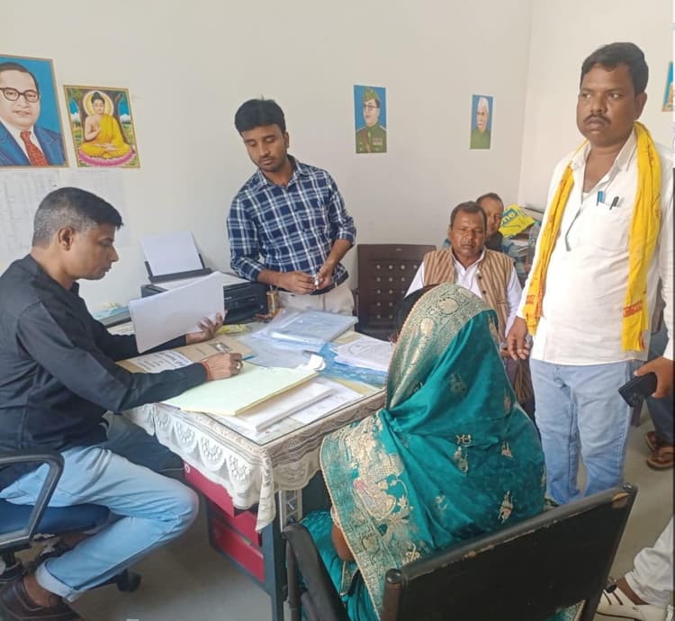 व्यापार मंडल अध्यक्ष पद के लिए दो उम्मीदवांरों ने किया नामांकन