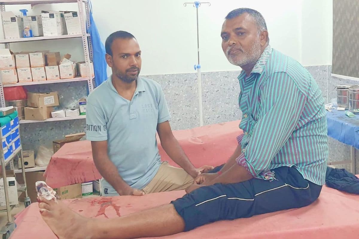 कटोरिया चौक पर अनियंत्रित ऑटो ने टोटो को मारी टक्कर, यात्री गंभीर