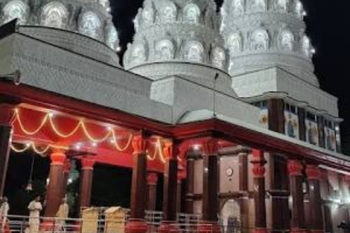 सावन नहीं, फिर भी लखीसराय के ''अशोक धाम'' में उमड़ती है श्रद्धा