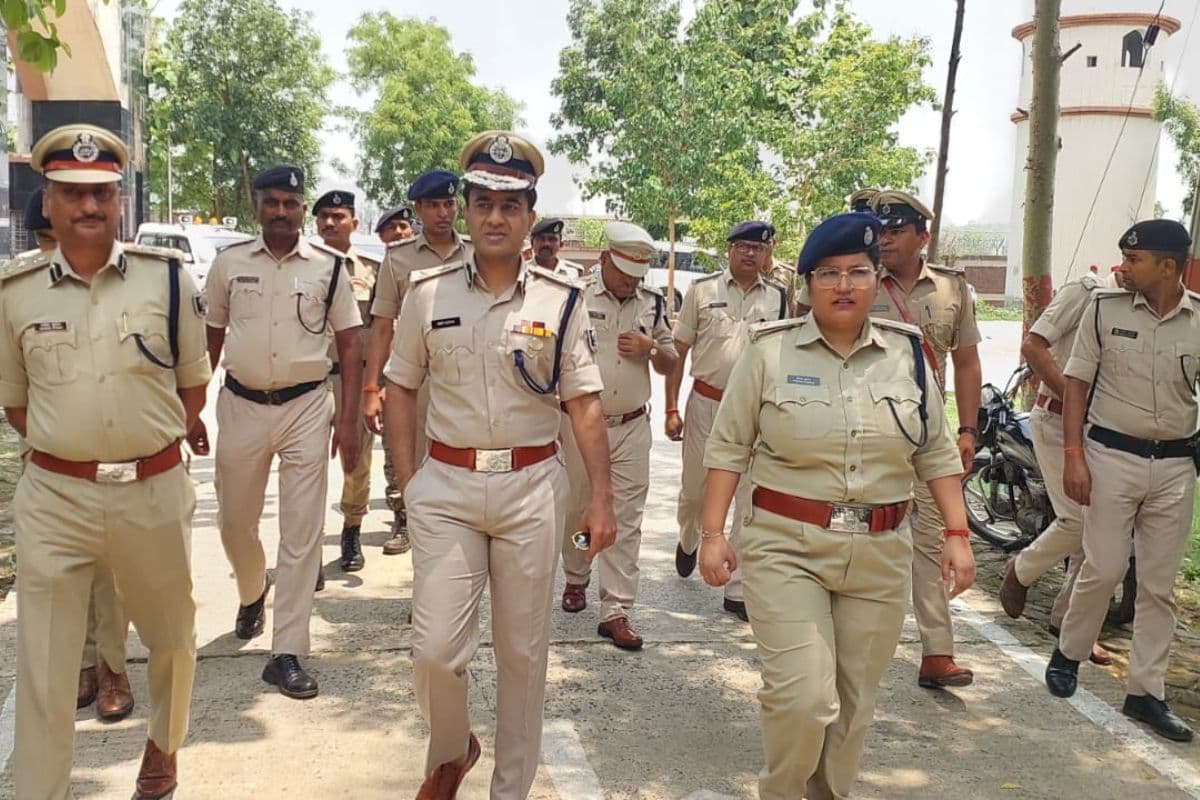 एडीजी अमित लोढ़ा का लखीसराय दौरा, कानून-व्यवस्था पर अधिकारियों को किया अलर्ट