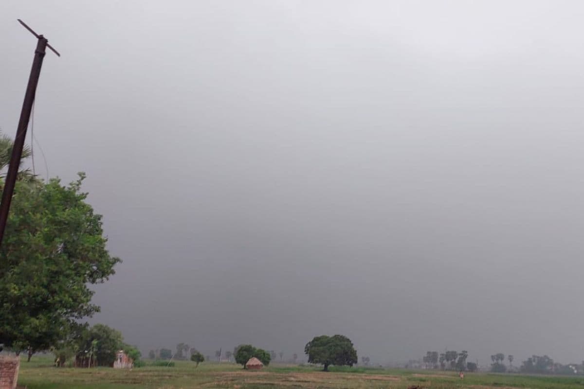 लखीसराय में मौसम ने ली करवट, आंधी-बारिश से भीषण गर्मी और उमस से मिली राहत