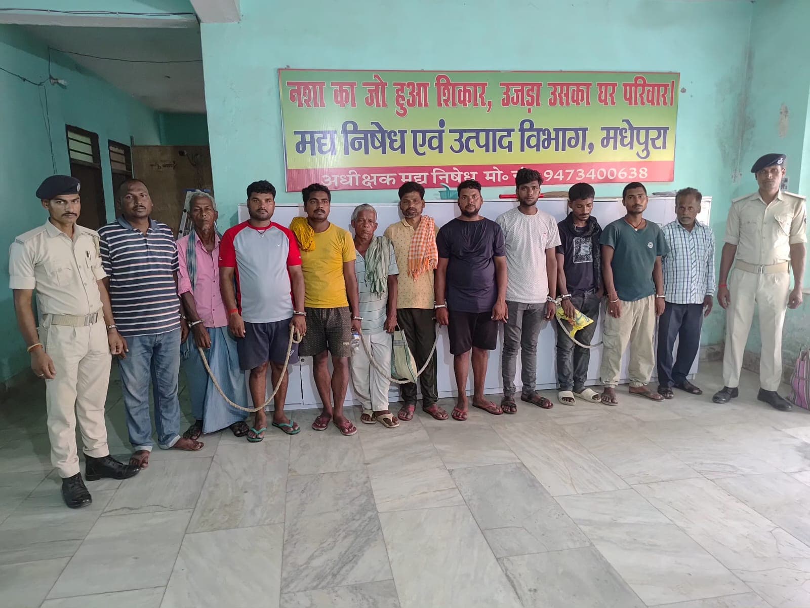 मद्यनिषेध विभाग की टीम ने की कार्रवाई : शराब बरामद, 11 अभियुक्त गिरफ्तार