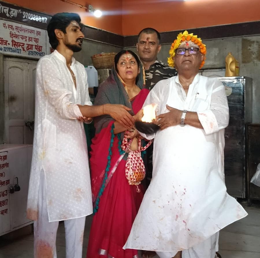 बिहार विधान परिषद के सचेतक ने की पूजा-अर्चना