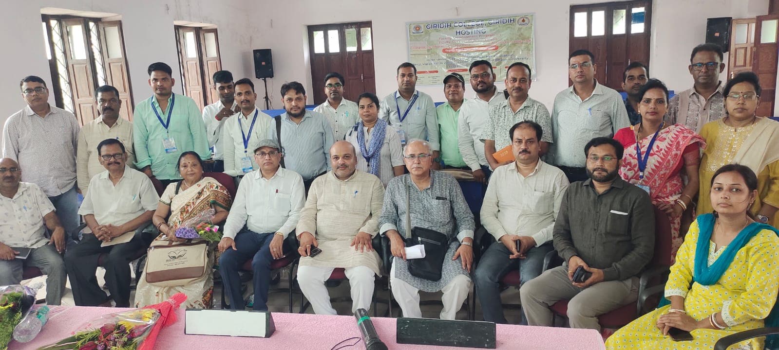 Giridih News :एआई विकल्प नहीं, एक सहायक उपकरण है : प्रो आशीष श्रीवास्तव