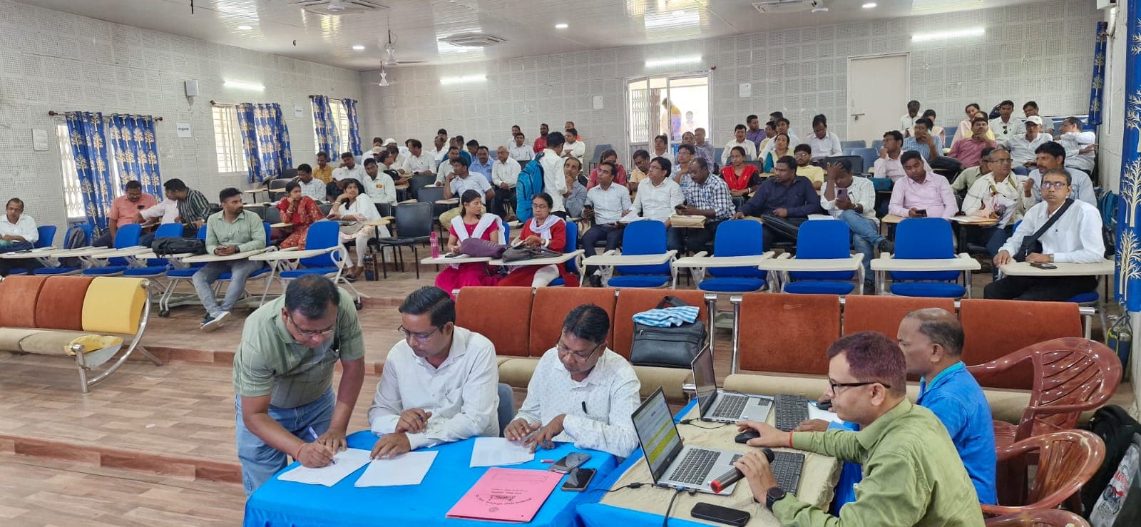 101 सहायक आचार्यों को विद्यालय आवंटित : डीडीसी