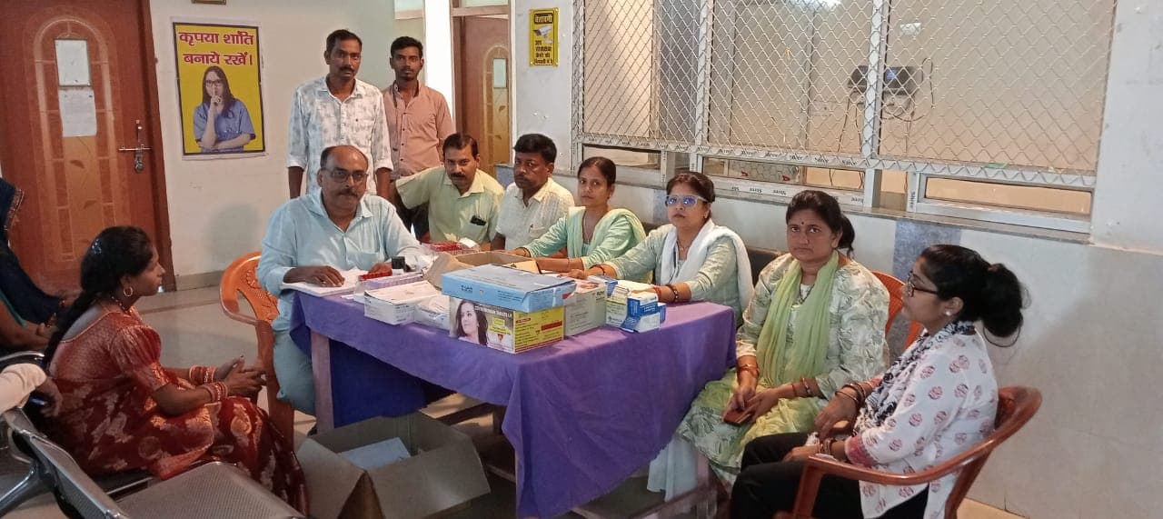 प्रधानमंत्री सुरक्षित मातृत्व अभियान के तहत गर्भवती महिलाओं की हुई जांच